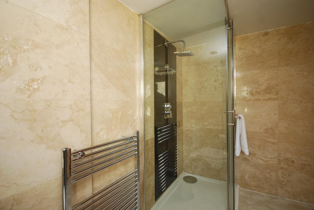 London Collection - Old Compton Soho Apartment ภายนอก รูปภาพ